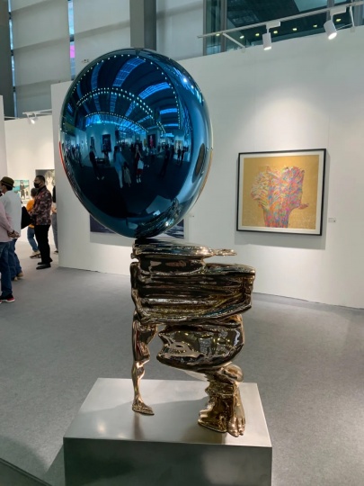 陈文令《平衡之巅NO.2》230×104×27cm 不锈钢 2021,已售,56万元
陈文令《平衡之巅NO.2》230×104×27cm 不锈钢 2021,已售,56万元