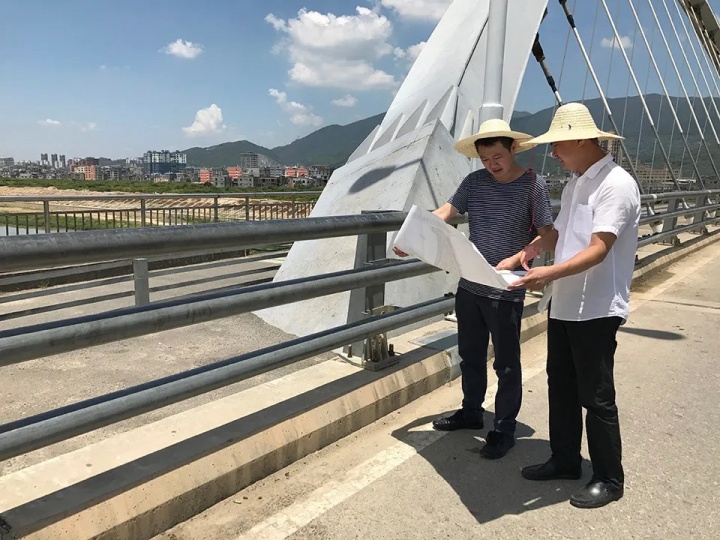 2017年在福建莆田陈彧君老家
2017年在福建莆田陈彧君老家