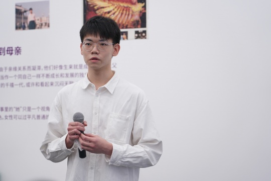 参展人季俊豪发言(秦若晨摄)
参展人季俊豪发言(秦若晨摄)