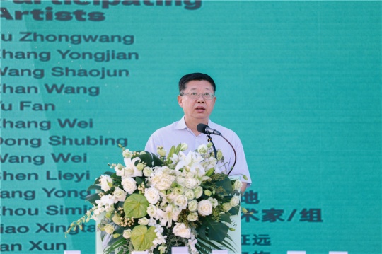 桂林市人大常委会副主任李滨致辞
桂林市人大常委会副主任李滨致辞
