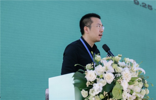 策展人卢征远致辞
策展人卢征远致辞