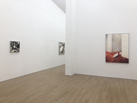 杨欣嘉墨方空间个展,绘画的过程始终面临着决断时刻 杨欣嘉墨方空间个展,绘画的过程始终面临着决断时刻
