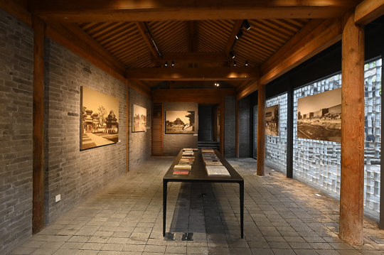 “曲径通幽处:王明贤艺术研究展”现场
“曲径通幽处:王明贤艺术研究展”现场