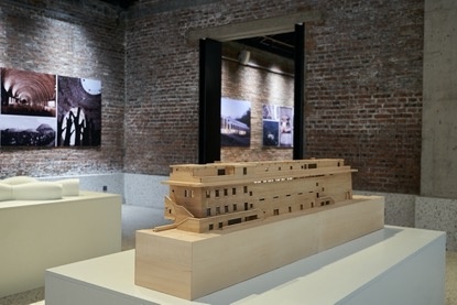 刘家琨参展作品《苏州御窑遗址园暨御窑金砖博物馆》
刘家琨参展作品《苏州御窑遗址园暨御窑金砖博物馆》