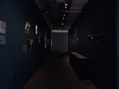 展览现场:“幸福工程”受助母亲展区
展览现场:“幸福工程”受助母亲展区