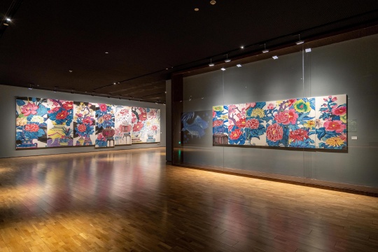 龙美术馆新展 走入梁缨的“花花世界” 龙美术馆新展 走入梁缨的“花花世界”