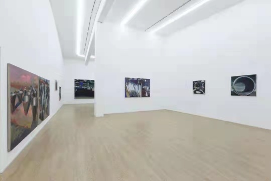 李易纹,面对湍流,溯游从之,道阻且长 李易纹,面对湍流,溯游从之,道阻且长