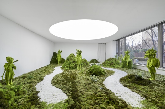 金·西蒙森“苔藓人”系列雕塑 作品由SOMA Gallery提供
金·西蒙森“苔藓人”系列雕塑 作品由SOMA Gallery提供
