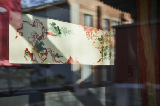 千年瓷色的当代切片，李颜珣用一场展览打破你对陶瓷艺术的想象