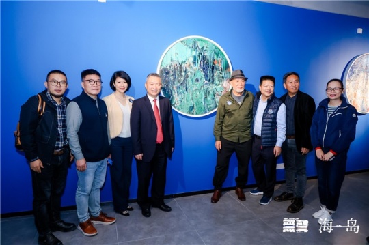 现场合影
现场合影