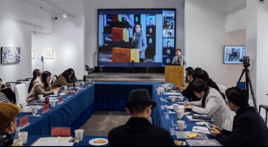 中央美术学院壁画系教师 于雨田发言主题:《后疫情时代壁画艺术的可能》
中央美术学院壁画系教师 于雨田发言主题:《后疫情时代壁画艺术的可能》
