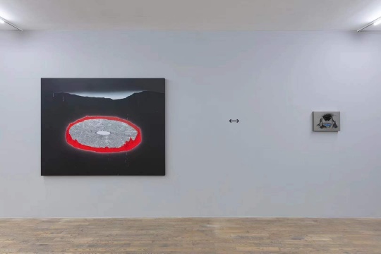 朱日新个展“他者的荒原”,以Y染色体的行动轨迹为暗线的世界景观 朱日新个展“他者的荒原”,以Y染色体的行动轨迹为暗线的世界景观