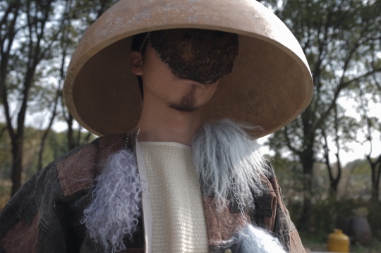 李明，《托埃斯》（静帧），单频彩色有声高清影像，21分49秒，2022。美凯龙艺术中心委任创作。

图片由艺术家及美凯龙艺术中心提供
