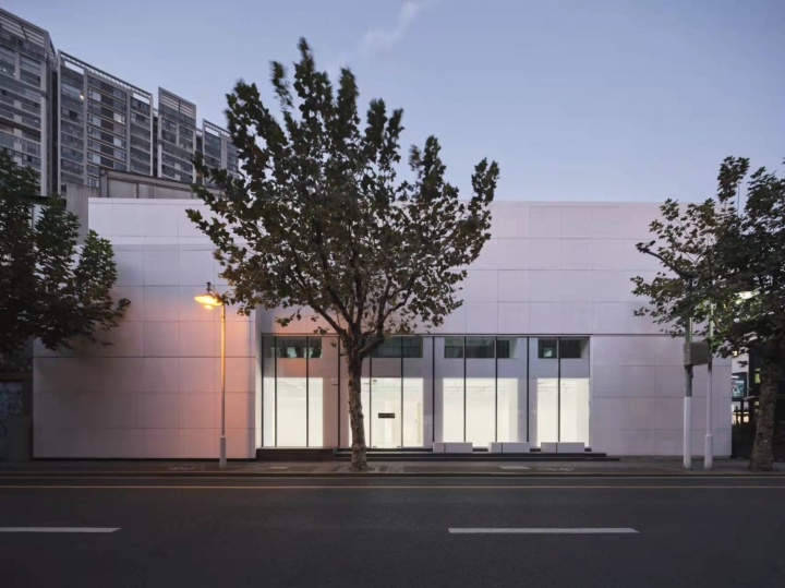 First of all,向大家介绍“收藏级设计”风暴中心Gallery All First of all,向大家介绍“收藏级设计”风暴中心Gallery All