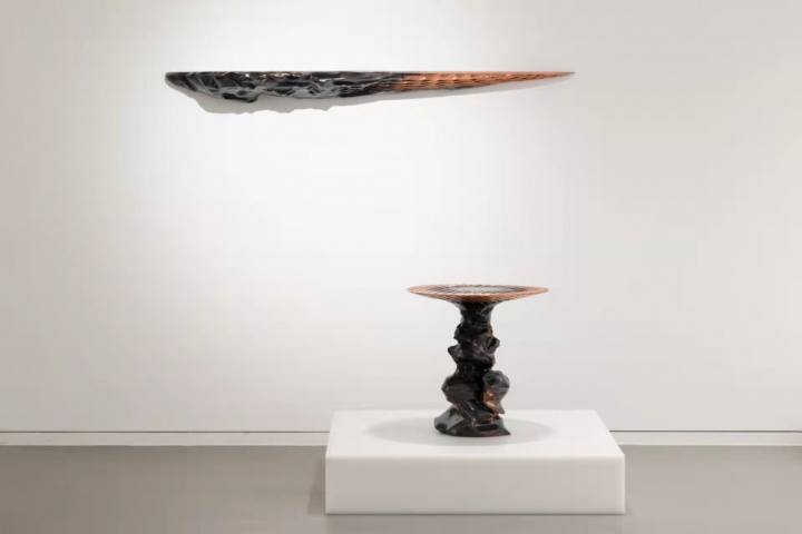 First of All,现场雅纳·凯特宁作品
First of All,现场雅纳·凯特宁作品