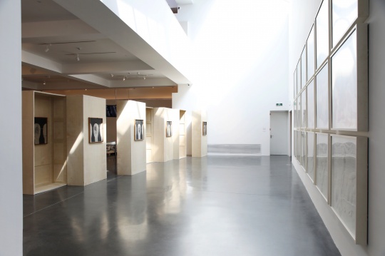 中间美术馆新展,呈现王友身的艺术旅程、约翰·沃克对话袁运生 中间美术馆新展,呈现王友身的艺术旅程、约翰·沃克对话袁运生