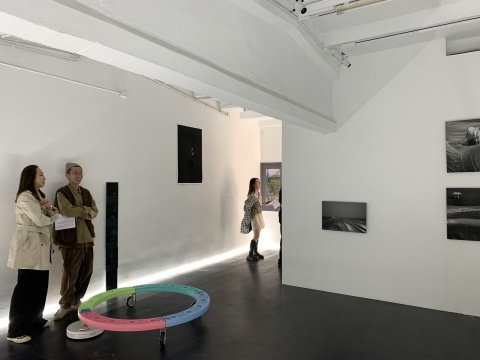 桂宽、丰丰纯爱系个展,浪漫且残酷的签名式告白 桂宽、丰丰纯爱系个展,浪漫且残酷的签名式告白