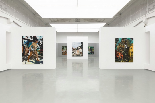 一半是严肃,一办是怪诞,蜂巢双个展呈现两位中日新生代画家 一半是严肃,一办是怪诞,蜂巢双个展呈现两位中日新生代画家