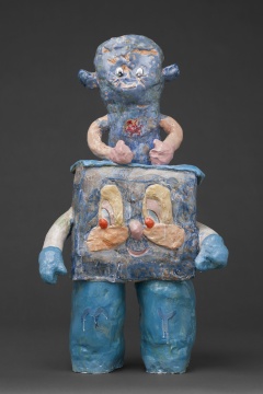 梁曼勇 《拳手》 38×70×24cm 陶瓷 2022
