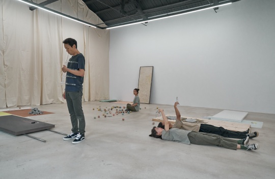 画廊周最佳展览,户尔空间范尼·吉奎尔斯四小时行为装置引热议 画廊周最佳展览,户尔空间范尼·吉奎尔斯四小时行为装置引热议