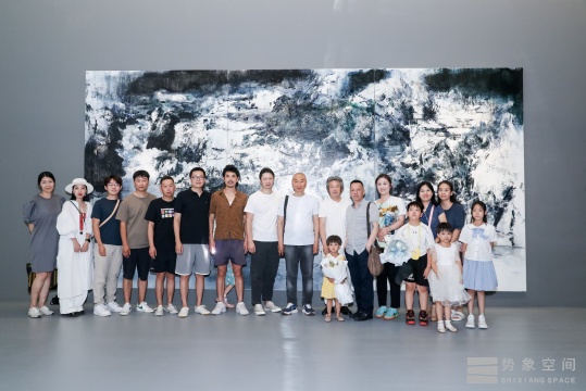 “王巖：看得见的散步“展览现场 势象空间 北京 2022
