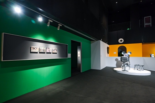 迪士尼与UCCA Lab联合呈现“好奇无界:米奇艺术展全球巡展北京站” 迪士尼与UCCA Lab联合呈现“好奇无界:米奇艺术展全球巡展北京站”
