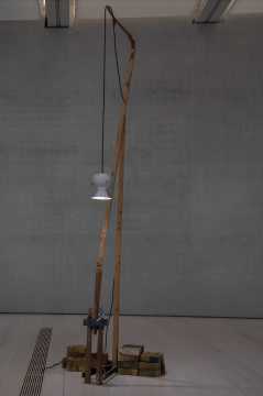 “筑梦”展览现场,亚伯拉罕·克鲁兹威⼒⼽斯 《空地(11)》2015,
作品图由艺术家与kurimanzutto, Mexico City提供
摄影:Abigail Enzaldo
“筑梦”展览现场,亚伯拉罕·克鲁兹威⼒⼽斯 《空地(11)》2015,
作品图由艺术家与kurimanzutto, Mexico City提供
摄影:Abigail Enzaldo