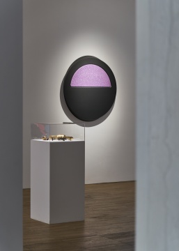 “希尔维·夫拉里”展览现场 阿那亚艺术中心 2022 摄影:孙诗 © Sylvie Fleury
“希尔维·夫拉里”展览现场 阿那亚艺术中心 2022 摄影:孙诗 © Sylvie Fleury