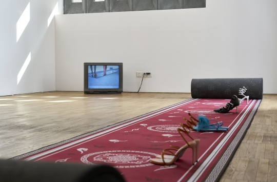 “希尔维·夫拉里”展览现场 阿那亚艺术中心 2022 摄影:孙诗 © Sylvie Fleury
“希尔维·夫拉里”展览现场 阿那亚艺术中心 2022 摄影:孙诗 © Sylvie Fleury