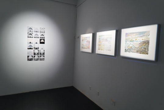 三影堂摄影艺术中心 3.0 space “Invisible Shadow”展现场
三影堂摄影艺术中心 3.0 space “Invisible Shadow”展现场