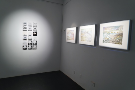 三影堂摄影艺术中心 3.0 space “Invisible Shadow”展现场
