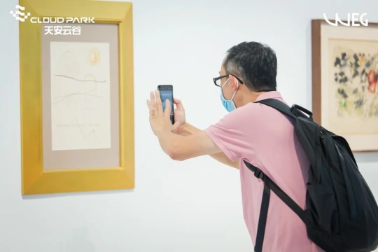在深圳,看马格利特、达利和这些当代艺术大师 在深圳,看马格利特、达利和这些当代艺术大师