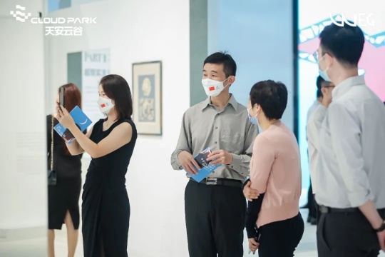 在深圳,看马格利特、达利和这些当代艺术大师 在深圳,看马格利特、达利和这些当代艺术大师