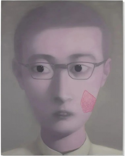 张晓刚 《同志》 190x150cm 油彩画布 2000
成交价:44.1万欧元,此作于9月21日佳士得巴黎 “独具慧眼:让-雅克‧德‧弗勒斯伯爵夫妇珍藏” 拍卖中呈献(2003年,弗勒斯伯爵夫妇在法兰西画廊购入来自张晓刚著名“血缘”系列的肖像画《同志》)
张晓刚 《同志》 190x150cm 油彩画布 2000
成交价:44.1万欧元,此作于9月21日佳士得巴黎 “独具慧眼:让-雅克‧德‧弗勒斯伯爵夫妇珍藏” 拍卖中呈献(2003年,弗勒斯伯爵夫妇在法兰西画廊购入来自张晓刚著名“血缘”系列的肖像画《同志》)