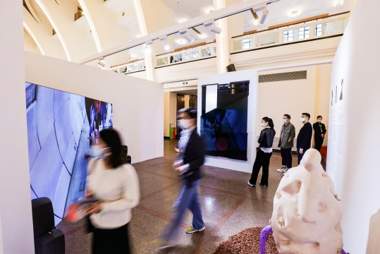 谁获奖?2020-2021保时捷“中国青年艺术家双年评选”获奖者作品展开幕 谁获奖?2020-2021保时捷“中国青年艺术家双年评选”获奖者作品展开幕