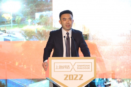 上海自贸区国际文化投资发展有限公司董事长胡环中发表主旨演讲
上海自贸区国际文化投资发展有限公司董事长胡环中发表主旨演讲