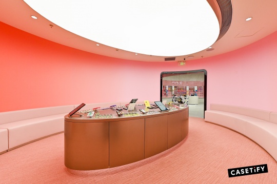 CASETiFY STUDiO来了！艺术家们玩转落地上海新天地