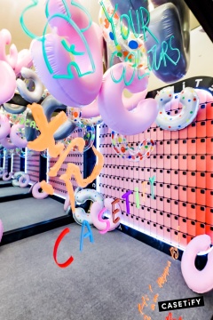 CASETiFY&nbsp;创意魔方空间
