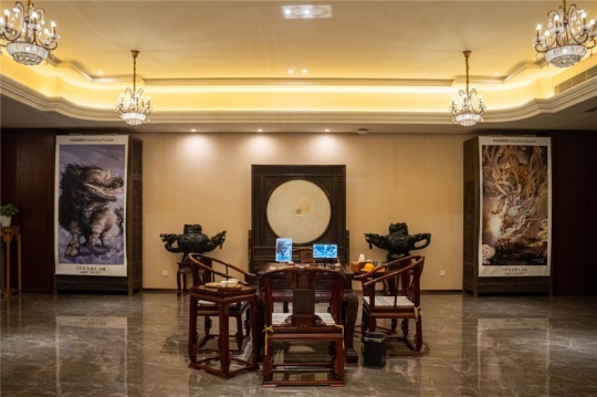 HUAWEI天生会画·《回望高原》艺术展献礼成都 HUAWEI天生会画·《回望高原》艺术展献礼成都