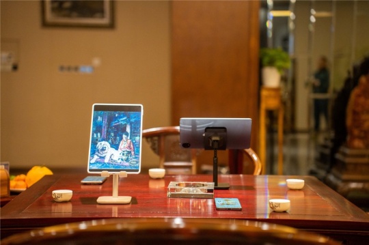 HUAWEI天生会画·《回望高原》艺术展献礼成都 HUAWEI天生会画·《回望高原》艺术展献礼成都