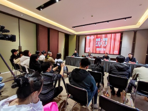 震撼!公共艺术的天花板项目? 震撼!公共艺术的天花板项目?