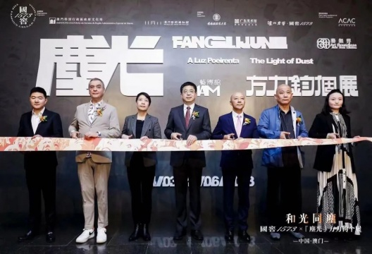 以酒会友,国窖1573助力艺术家方力钧首次澳门个展 以酒会友,国窖1573助力艺术家方力钧首次澳门个展