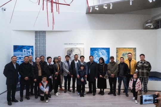 徐泽,在邛崃之畔搅动时空微澜 徐泽,在邛崃之畔搅动时空微澜