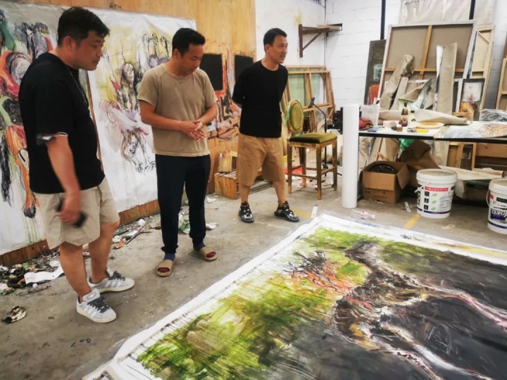 北京时代美术馆团队走访化纤厂艺术区
北京时代美术馆团队走访化纤厂艺术区