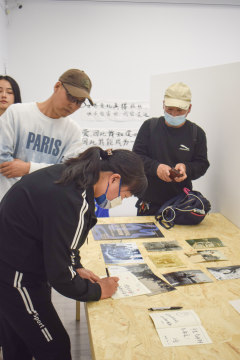 循着河流,翻开这部千禧一代的家庭史 循着河流,翻开这部千禧一代的家庭史