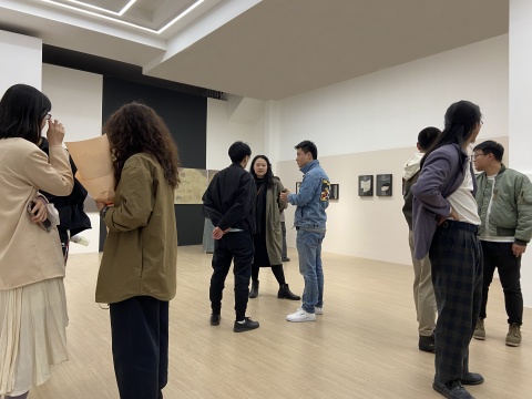 传统工笔新势力,四位青年艺术家“在幽暗中感知的牡蛎” 传统工笔新势力,四位青年艺术家“在幽暗中感知的牡蛎”