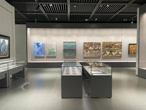 “微以致远”当代名家名作邀请展在衢州美术馆开展 “微以致远”当代名家名作邀请展在衢州美术馆开展
