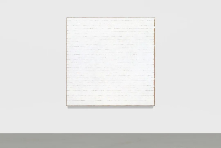 《温莎34》160×160cm 温莎白色颜料、亚麻布帆布 1966
《温莎34》160×160cm 温莎白色颜料、亚麻布帆布 1966
