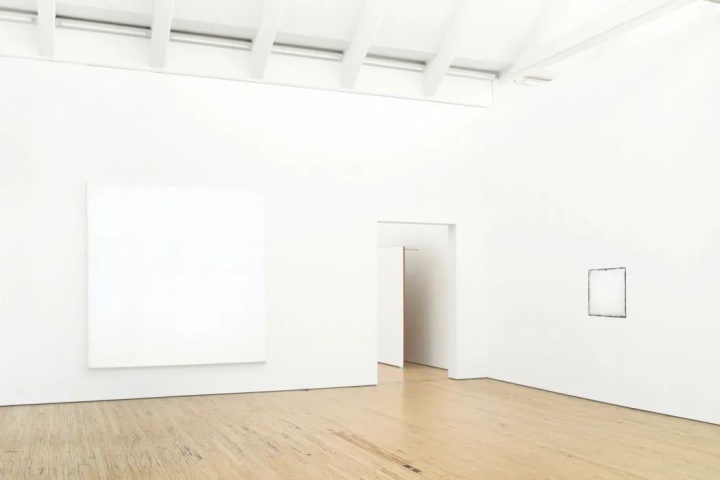 “罗伯特·莱曼”展览现场 迪亚比肯艺术中心 2003
“罗伯特·莱曼”展览现场 迪亚比肯艺术中心 2003