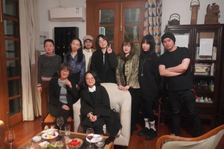 “露台聊聊”第十期:来!
把话筒给最年轻的艺术界新生力量!”2022.3.29
“露台聊聊”第十期:来!
把话筒给最年轻的艺术界新生力量!”2022.3.29